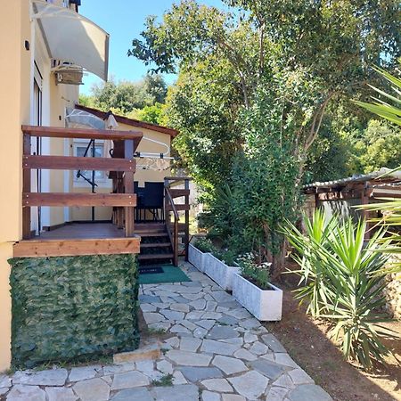 Thanos Guesthouse Corfu Agioi Deka (Corfu) Exterior foto