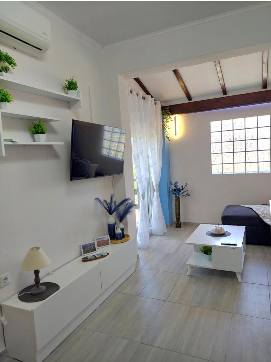 Thanos Guesthouse Corfu Agioi Deka (Corfu) Exterior foto